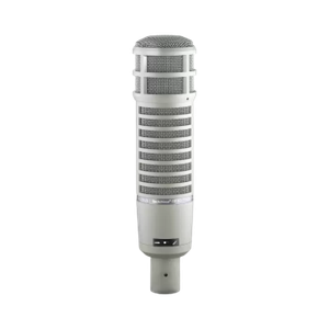Microfone Electro-Voice RE20 cinza clássico em suporte de estúdio.