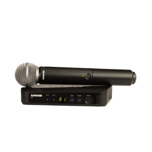 Receptor e transmissor do Sistema sem Fio Shure BLX em bancada.