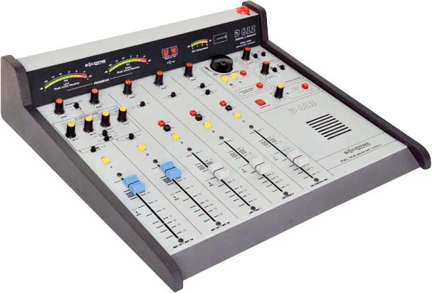 D612 — Console de Áudio Linha Clássica On Air SOLIDYNE